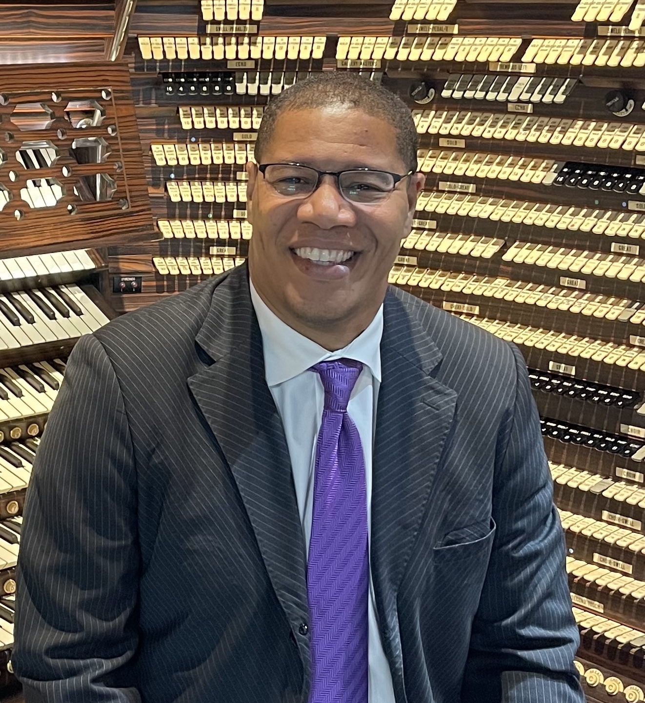 Gibson AC Organ crop web